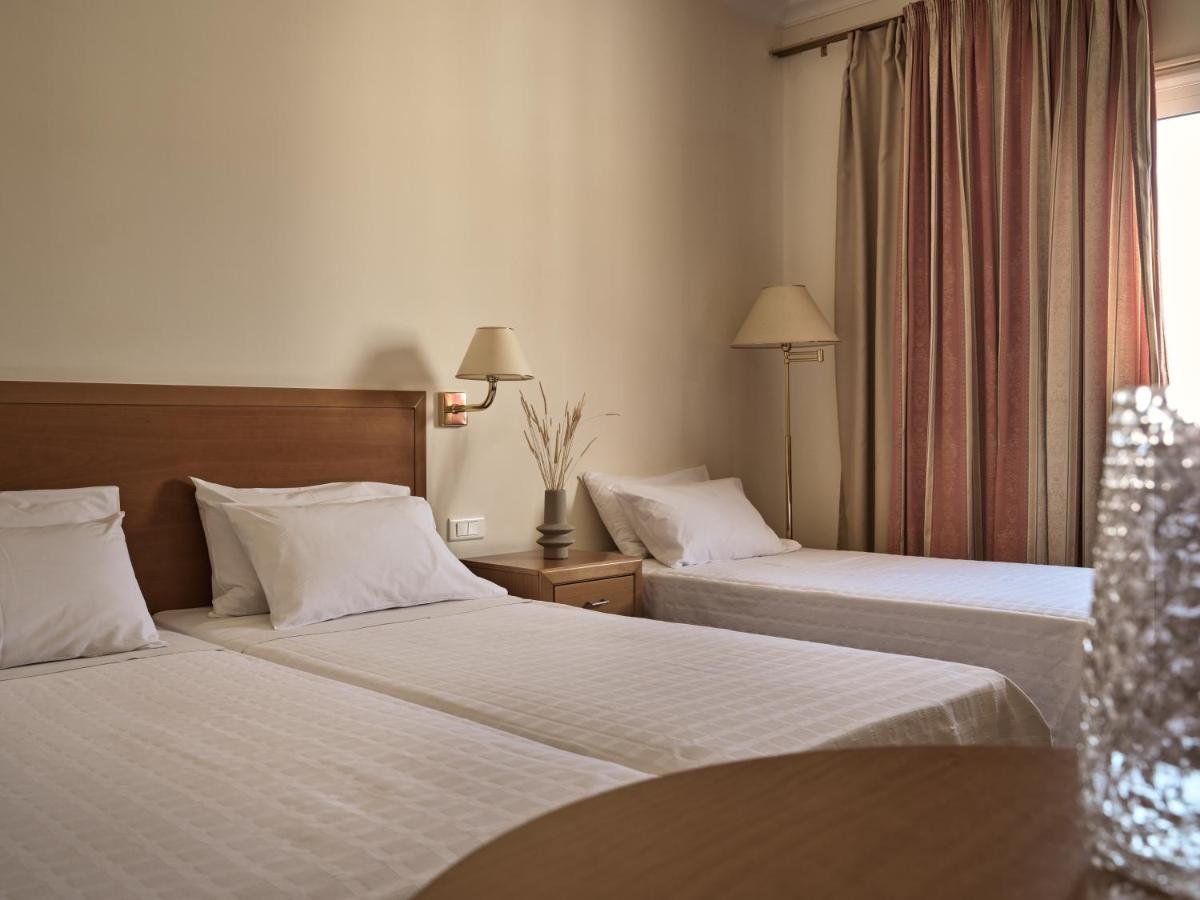 Strada Marina Hotel